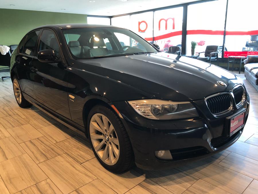 2011 BMW 3 Series 4dr Sdn 328i xDrive AWD SULEV, available for sale in West Hartford, Connecticut | AutoMax. West Hartford, Connecticut