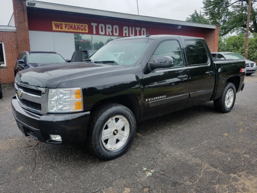 2008 Chevrolet Silverado 1500 LTZ 4WD Crew Cab 5.3 Leather Roof LOADED, available for sale in East Windsor, Connecticut | Toro Auto. East Windsor, Connecticut