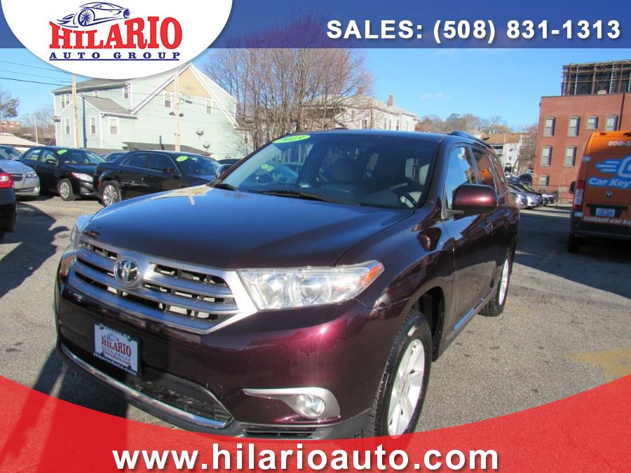 2013 Toyota Highlander 4WD 4dr V6 SE (Natl), available for sale in Worcester, Massachusetts | Hilario's Auto Sales Inc.. Worcester, Massachusetts