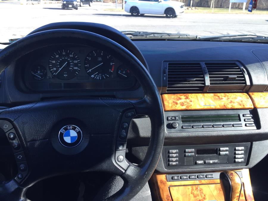 2005 BMW X5 4.4i's photo