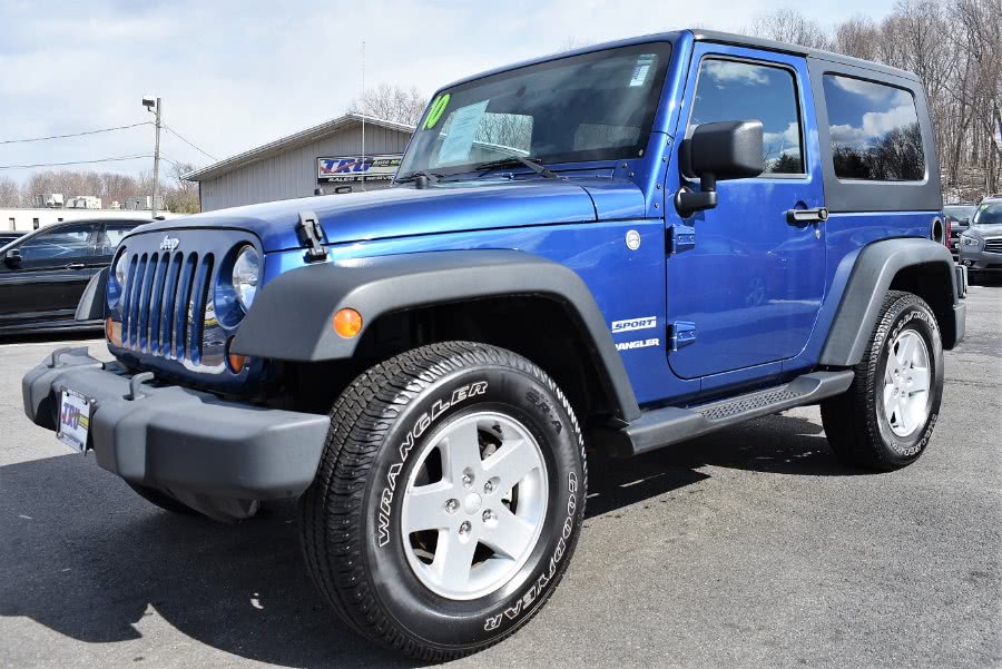 2010 Jeep Wrangler 4WD 2dr Sport, available for sale in Berlin, Connecticut | Tru Auto Mall. Berlin, Connecticut