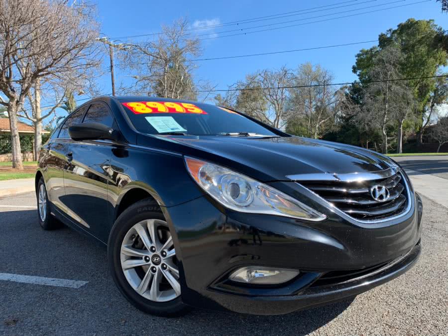 2013 Hyundai Sonata 4dr Sdn 2.4L Auto GLS, available for sale in Corona, California | Green Light Auto. Corona, California