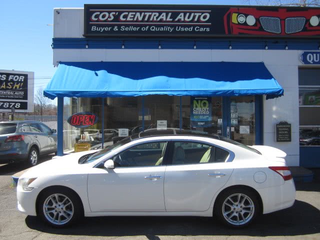 2011 Nissan Maxima 4dr Sdn V6 CVT 3.5 SV w/Premium Pkg, available for sale in Meriden, Connecticut | Cos Central Auto. Meriden, Connecticut