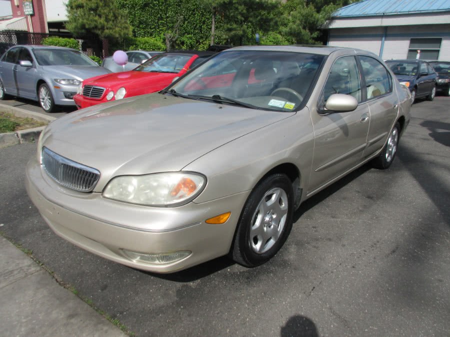 2001 INFINITI I30 4dr Sdn Luxury, available for sale in Lynbrook, New York | ACA Auto Sales. Lynbrook, New York