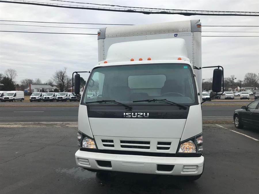 2007 Isuzu NPR's photo