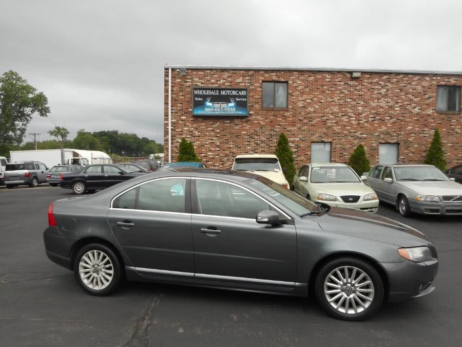 2007 Volvo S80 4dr Sdn I6 FWD, available for sale in Newington, Connecticut | Wholesale Motorcars LLC. Newington, Connecticut
