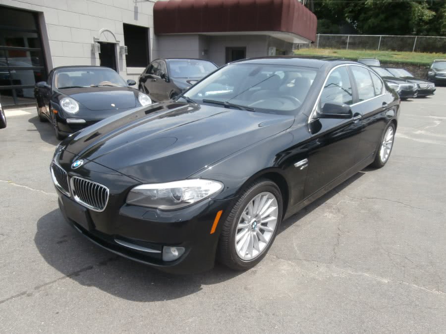 2011 BMW 5 Series 4dr Sdn 535i xDrive AWD, available for sale in Waterbury, Connecticut | Jim Juliani Motors. Waterbury, Connecticut