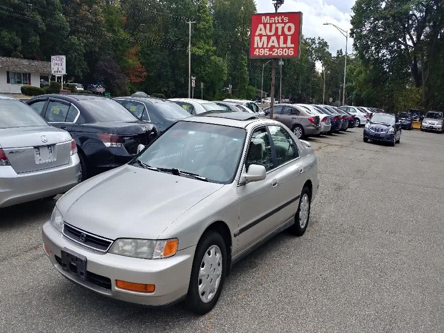 1997 Honda Accord Sdn 4dr Sdn LX Auto, available for sale in Chicopee, Massachusetts | Matts Auto Mall LLC. Chicopee, Massachusetts