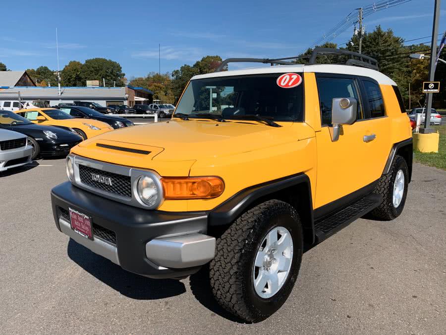 2007 Toyota FJ Cruiser 4WD 4dr Auto (Natl), available for sale in South Windsor, Connecticut | Mike And Tony Auto Sales, Inc. South Windsor, Connecticut