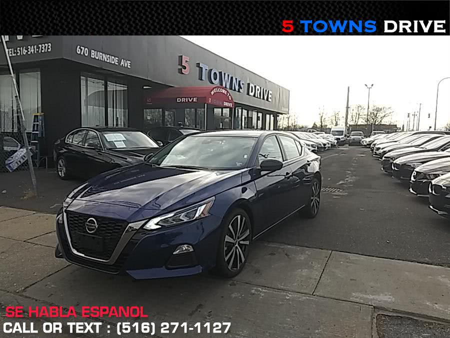 2020 Nissan Altima 2.5 SR Sedan, available for sale in Inwood, New York | 5 Towns Drive. Inwood, New York