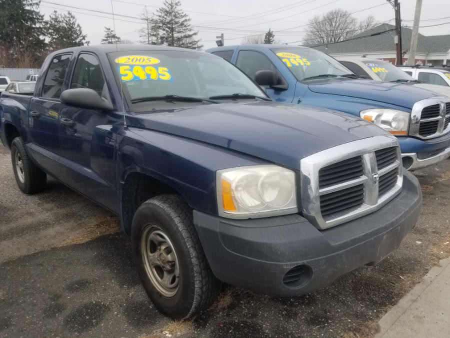 2005 Dodge Dakota 4dr Quad Cab 131" WB 4WD ST, available for sale in Patchogue, New York | Romaxx Truxx. Patchogue, New York