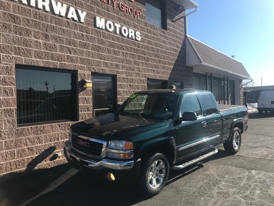 2006 GMC Sierra 1500 ext cab  4WD SLT, available for sale in Bridgeport, Connecticut | Airway Motors. Bridgeport, Connecticut
