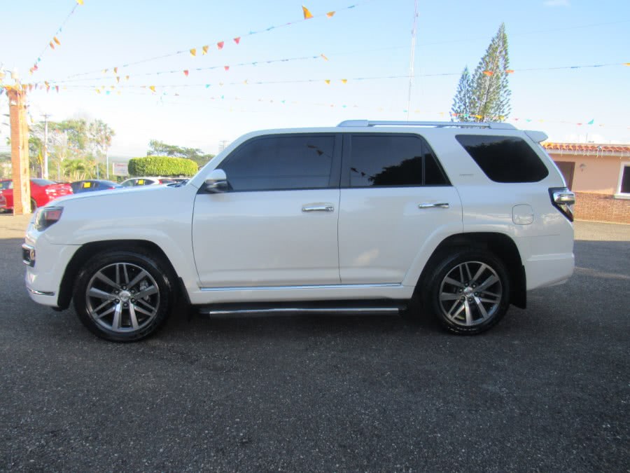 2010 Toyota 4Runner 4WD 4dr V6 SR5, available for sale in San Francisco de Macoris Rd, Dominican Republic | Hilario Auto Import. San Francisco de Macoris Rd, Dominican Republic
