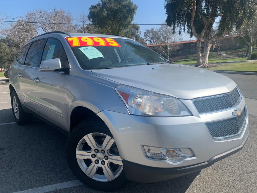 2010 Chevrolet Traverse FWD 4dr LT w/1LT, available for sale in Corona, California | Green Light Auto. Corona, California