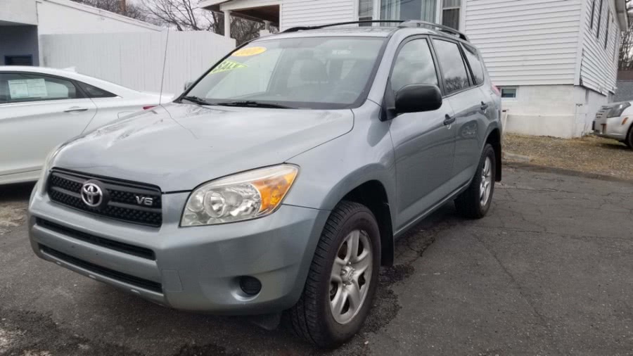 2007 Toyota RAV4 4dr Sdn I4 SE FWD, available for sale in Hamden, Connecticut | Adonai Auto Sales LLC. Hamden, Connecticut