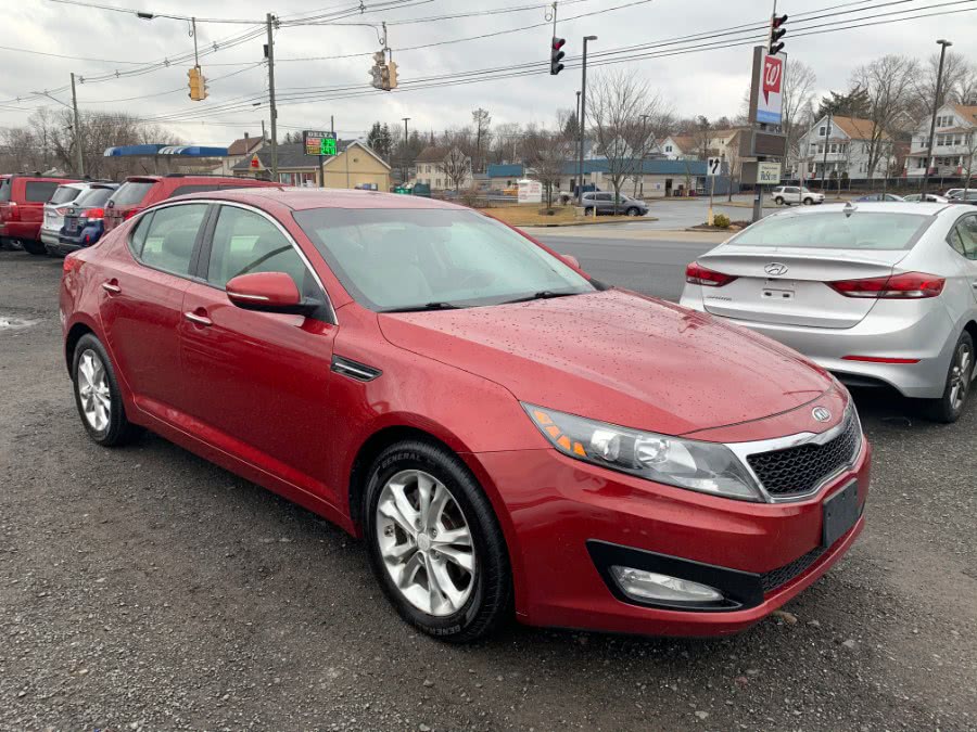 Used Kia Optima 4dr Sdn 2.4L Auto LX 2012 | Wallingford Auto Center LLC. Wallingford, Connecticut