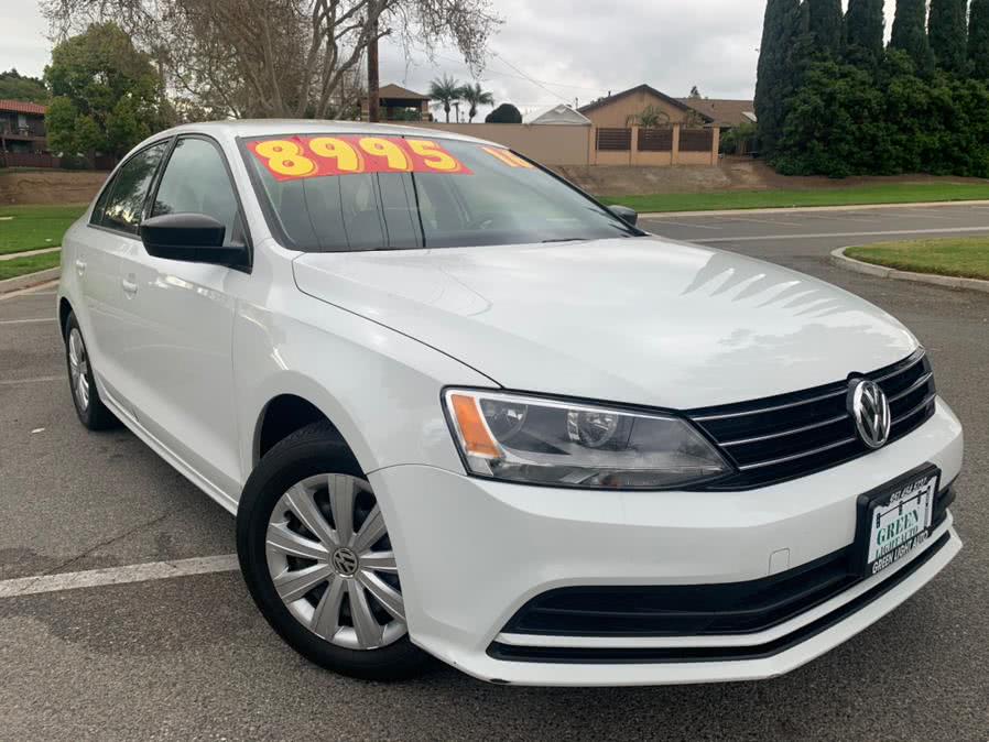 2016 Volkswagen Jetta Sedan 4dr Auto 1.4T S, available for sale in Corona, California | Green Light Auto. Corona, California
