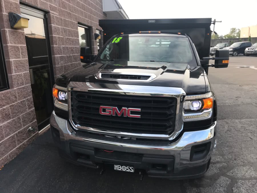 2018 GMC Sierra 3500HD 4WD Reg Cab 137.5" WB, 59.06" CA, available for sale in Bridgeport, Connecticut | Airway Motors. Bridgeport, Connecticut
