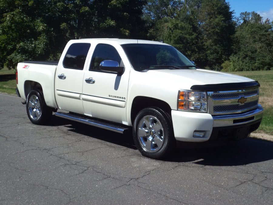 2011 Chevrolet Silverado 1500 4WD Crew Cab 143.5" LT, available for sale in Berlin, Connecticut | International Motorcars llc. Berlin, Connecticut