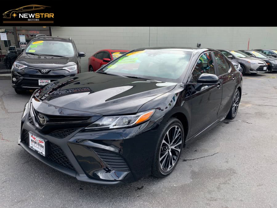 2018 Toyota Camry SE, available for sale in Peabody, Massachusetts | New Star Motors. Peabody, Massachusetts