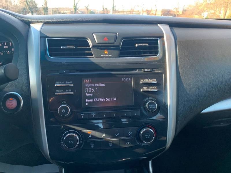 2015 Nissan Altima S - Photo 14
