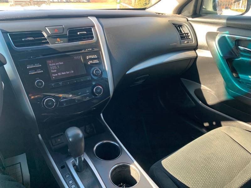 2015 Nissan Altima S - Photo 8
