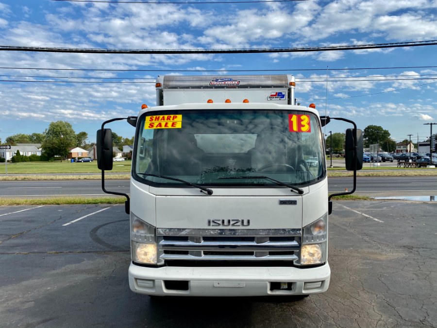 2013 Isuzu NQR's photo