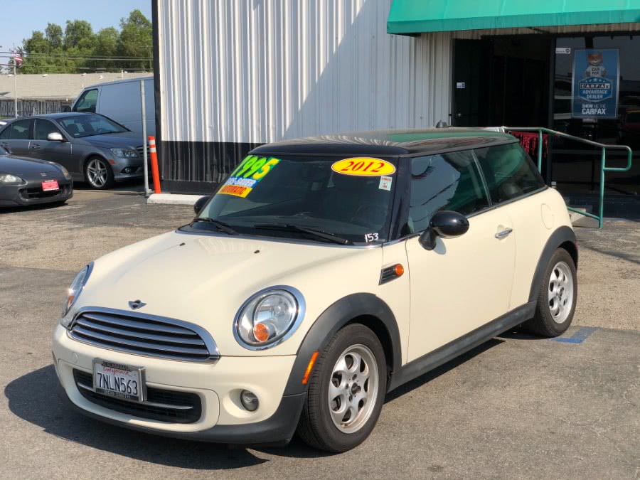 2012 MINI Cooper Hardtop 2dr Cpe, available for sale in Corona, California | Spectrum Motors. Corona, California