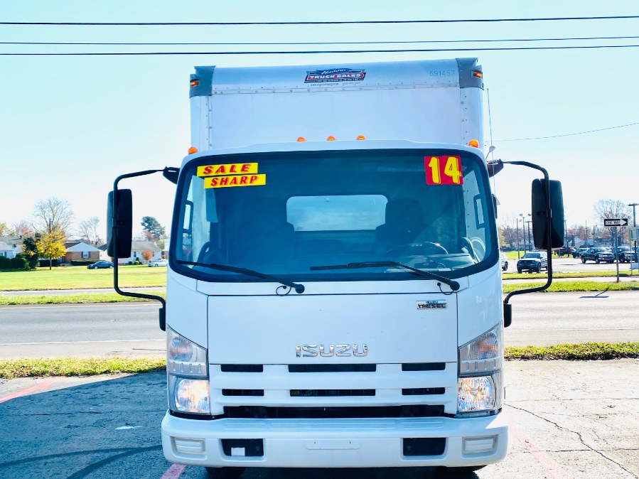 2014 Isuzu NPR-HD's photo
