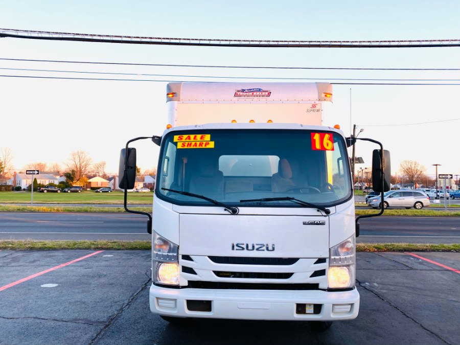 2016 Isuzu NPR's photo