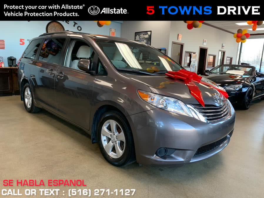 2017 Toyota Sienna LE Auto Access Seat FWD 7-Passenger (Natl), available for sale in Inwood, New York | 5 Towns Drive. Inwood, New York