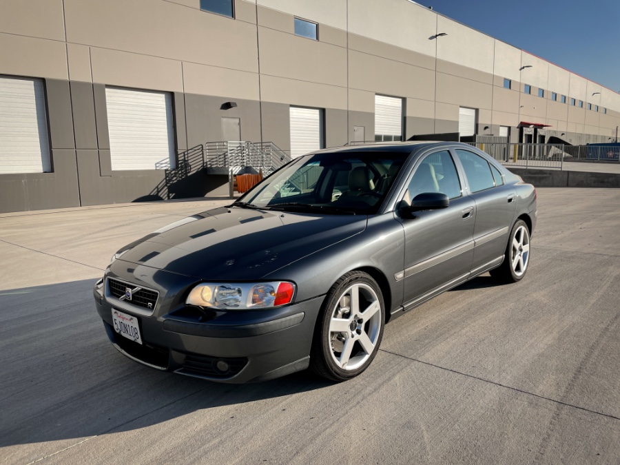 2004 Volvo S60 2.5L Turbo R AWD Auto w/Sunroof, available for sale in Indian Trail, North Carolina | Guchon Imports LLC. Indian Trail, North Carolina