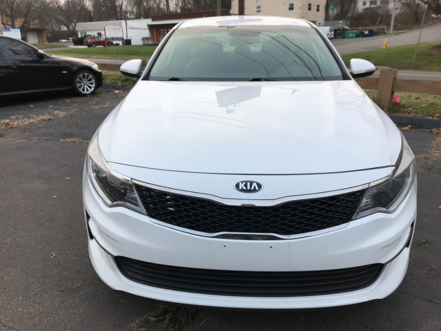 2018 Kia Optima LX AT's photo