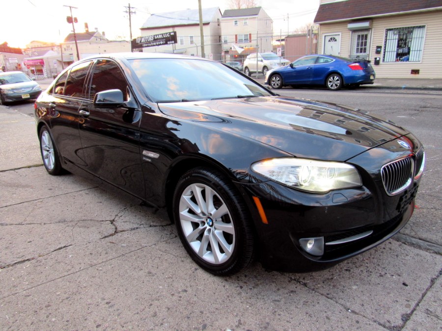 2012 BMW 5 Series 4dr Sdn 528i xDrive AWD, available for sale in Paterson, New Jersey | MFG Prestige Auto Group. Paterson, New Jersey