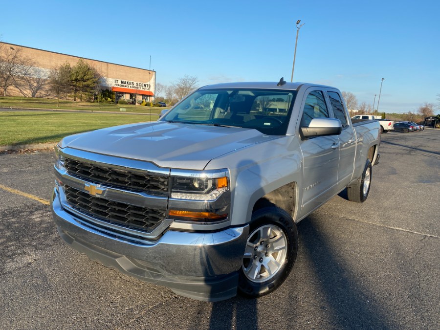 2019 Chevrolet Silverado 1500 LT Double Cab Std Box's photo