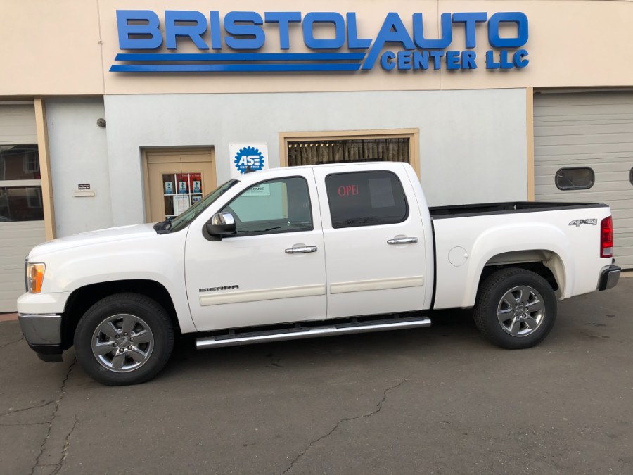 2013 GMC Sierra 1500 4WD Crew Cab 143.5" SLE, available for sale in Bristol, Connecticut | Bristol Auto Center LLC. Bristol, Connecticut