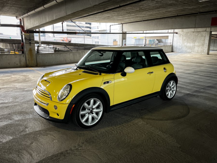 2004 MINI Cooper Hardtop 2dr Cpe S, available for sale in Indian Trail, North Carolina | Guchon Imports LLC. Indian Trail, North Carolina