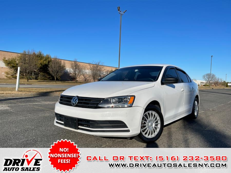 Used 2016 Volkswagen Jetta Sedan in Bayshore, New York | Drive Auto Sales. Bayshore, New York