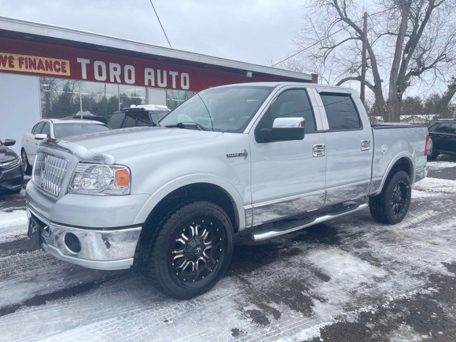 2006 Lincoln Mark LT 4WD Supercrew 139" Leather & Sunroof, available for sale in East Windsor, Connecticut | Toro Auto. East Windsor, Connecticut