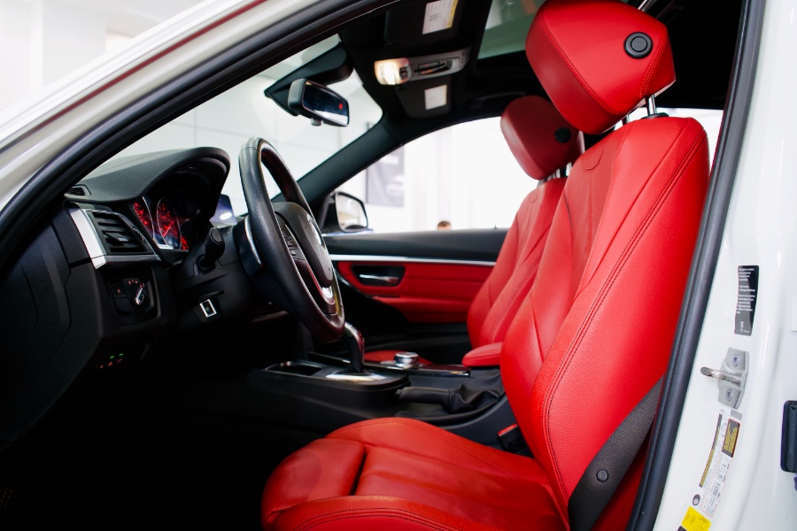 2018 BMW 3 Series 330i xDrive Sedan South Africa, available for sale in Franklin Square, New York | C Rich Cars. Franklin Square, New York