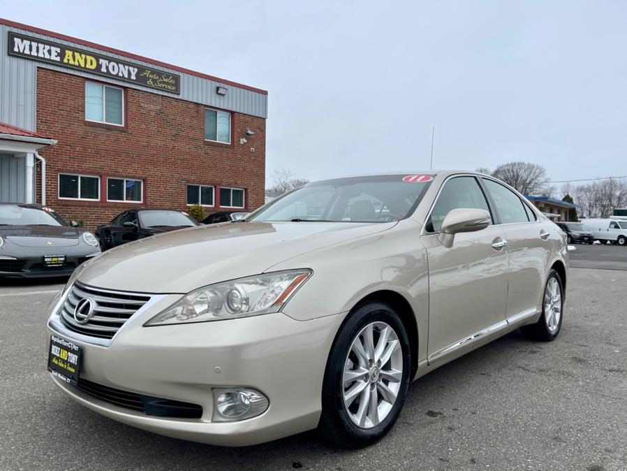 2011 Lexus ES 350 4dr Sdn, available for sale in South Windsor, Connecticut | Mike And Tony Auto Sales, Inc. South Windsor, Connecticut
