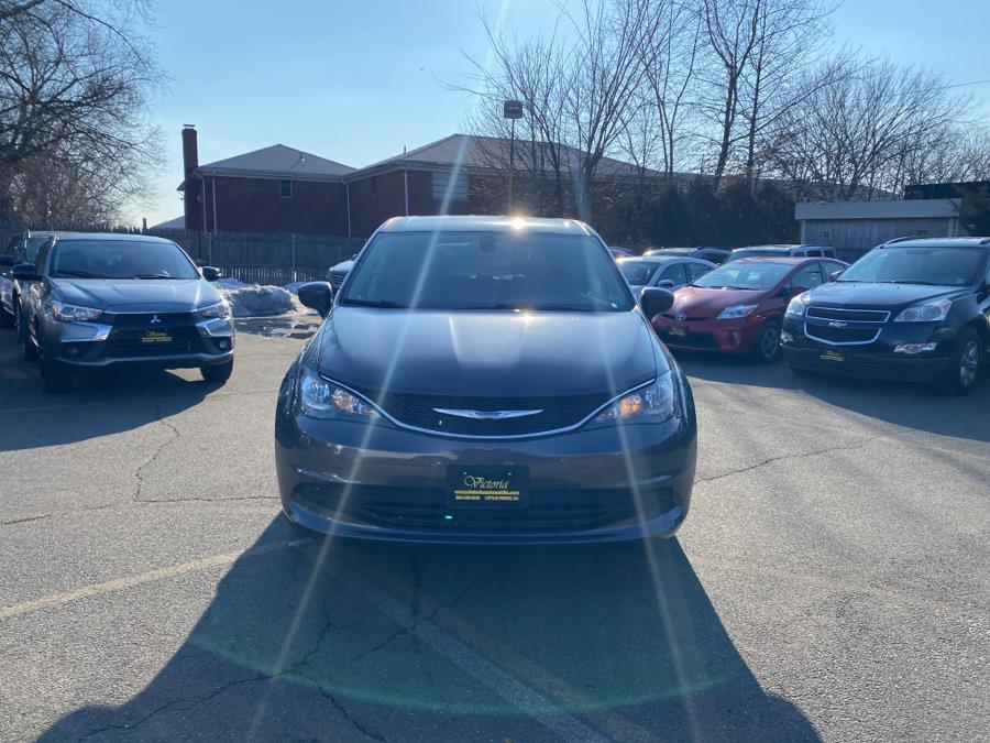 2018 Chrysler Pacifica LX FWD, available for sale in Little Ferry, New Jersey | Victoria Preowned Autos Inc. Little Ferry, New Jersey