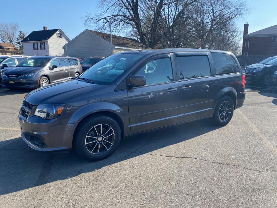 2016 Dodge Grand Caravan 4dr Wgn American Value Pkg, available for sale in Little Ferry, New Jersey | Victoria Preowned Autos Inc. Little Ferry, New Jersey