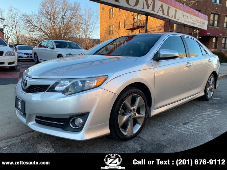 2012 Toyota Camry 4dr Sdn V6 Auto SE (Natl), available for sale in Jersey City, New Jersey | Zettes Auto Mall. Jersey City, New Jersey