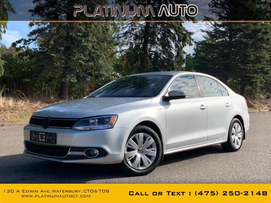 2014 Volkswagen Jetta Sedan 4dr Auto SE PZEV, available for sale in Waterbury, Connecticut | Platinum Auto Care. Waterbury, Connecticut