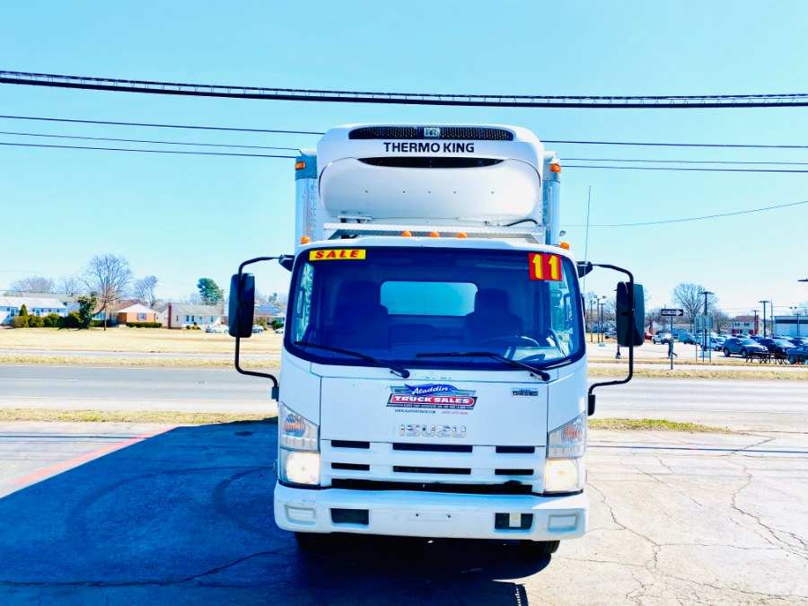 2011 Isuzu NQR's photo