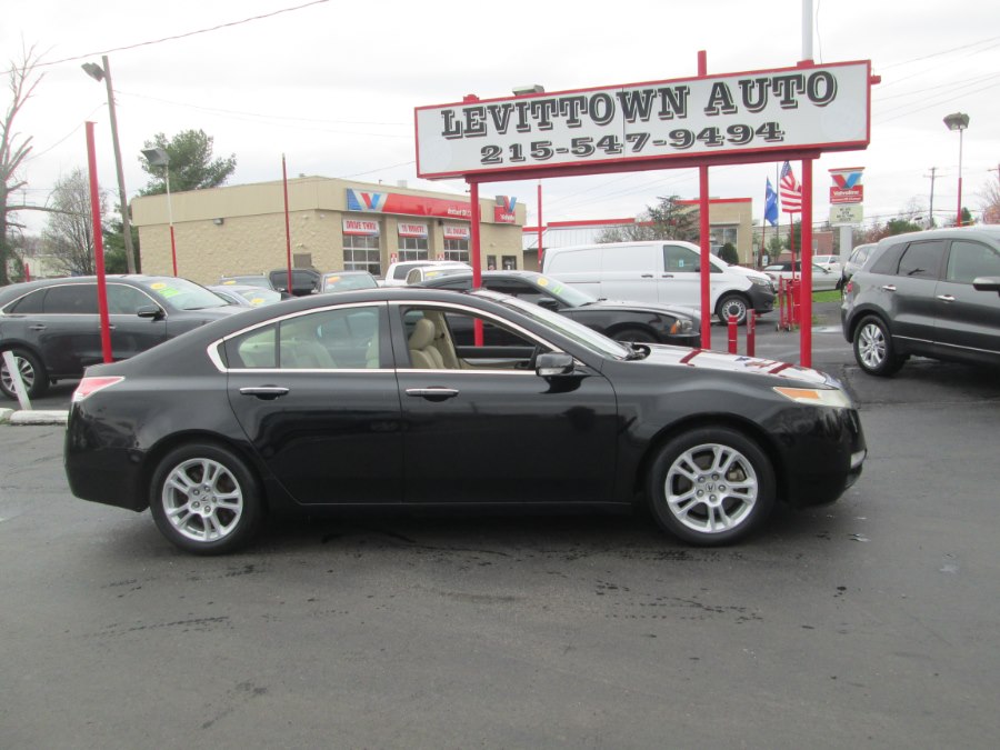 2009 Acura TL 4dr Sdn 2WD Tech, available for sale in Levittown, Pennsylvania | Levittown Auto. Levittown, Pennsylvania