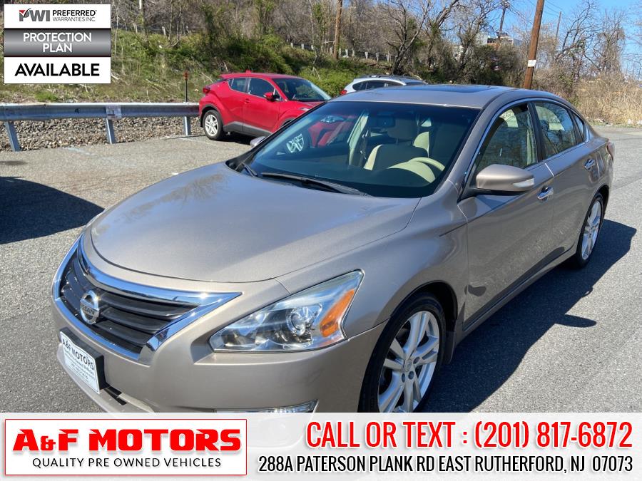 2013 Nissan Altima 4dr Sdn V6 3.5 SV, available for sale in East Rutherford, New Jersey | A&F Motors LLC. East Rutherford, New Jersey