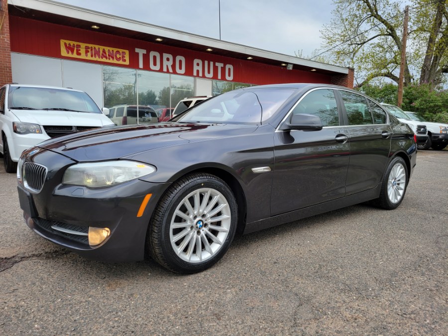 2013 BMW 5 Series 4dr Sdn 535i xDrive AWD Navi LOADED, available for sale in East Windsor, Connecticut | Toro Auto. East Windsor, Connecticut
