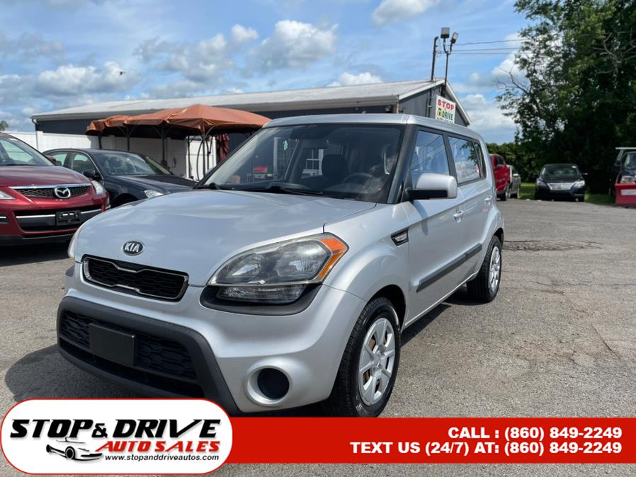 2013 Kia Soul 5dr Wgn Auto Base, available for sale in East Windsor, Connecticut | Stop & Drive Auto Sales. East Windsor, Connecticut